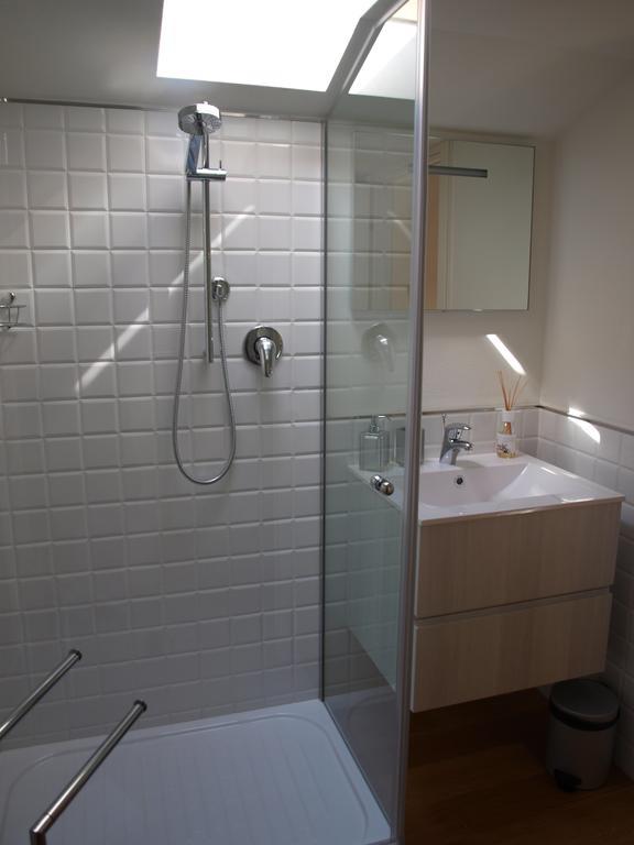 Il Pontile Holidays Apartment 马里纳-迪-皮特拉桑塔 客房 照片